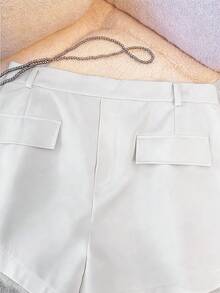 GlowEve CURVE 大码女式黑色经典时尚蕾丝边百搭短裤 - 白色 - 查看 6