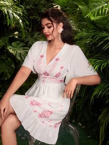 Modelyn Đầm nữ kiểu Pháp họa tiết hoa, cổ chữ V, viền bèo nhún, eo thắt, tay ngắn. - Hồng - Xem 5