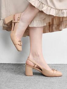 CUCCOO BIZCHIC 女士搭扣设计方头高跟鞋，适合日常通勤 - 杏色 - 查看 3