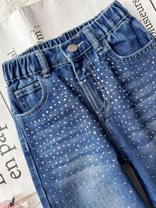 SHEIN Genkimix Kids Quần jeans ống đứng denim màu xanh nhạt, tối giản, đính đá, dành cho bé gái (size nhỏ). - Màu xanh lam - Xem 2