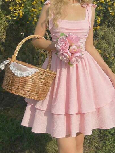 SHEIN Vestido sólido de textura rosa con tirantes de espagueti, lazo, cintura fruncida y falda de línea A con volantes para niñas preadolescentes, adecuado para salidas, fiestas, primavera/verano, vacaciones y días festivos