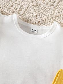SHEIN Playful Pals 2026春夏柔软舒适面料时尚单品，SS26度假旅行必备，女童两件套休闲学院风短袖上衣和吊带裙套装，适合夏季度假穿着 - 黃色 - 查看 10