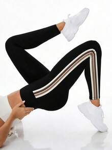 SHEIN Dewbera 女士黑色紧身七分运动打底裤，侧边撞色条纹腰带，时尚百搭，适合日常休闲穿着、跑步、瑜伽、健身、网球、高尔夫、骑行等运动。 - 黑色 - 查看 2