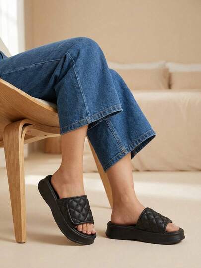 Sandalia slide mujer, sandalia eva ligera, sandalia cómoda, sandalia una pieza, calzado casual mujer, sandalia para playa, sandalia resistente, sandalia cómoda diaria