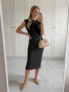 SHEIN LUNE 女士黑色波点迷你裙+短袖T恤两件套 - 优雅休闲的春秋夏季波西米亚风时尚套装，适合工作、下午茶、海滩度假、夏威夷、春假、音乐节等场合。 - 彩色 - 查看 2