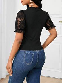 SHEIN Lady Áo thun trơn màu thanh lịch phối ren, thắt nơ phía trước, thích hợp cho mùa hè. - màu đen - Xem 3