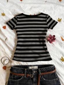 Glimmora Striped Digital Print Fashionable Minimalist V-Neck Short Sleeve T-Shirt, Gift For Friends - Multicolor - View 2