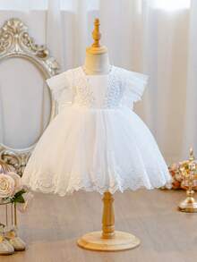 Glamorique Kids 女婴公主裙，节日正式礼服，白色薄纱泡泡袖连衣裙，花童礼服，生日派对礼服，婚礼礼服，柔软面料，蕾丝薄纱裙摆，适合正式场合，钢琴演奏会，演出，主持活动，拍照，夏季，欧美风格白色复活节连衣裙，圣餐婴儿礼服，女婴花卉刺绣贴花泡泡袖撞色网纱连衣裙，白色女婴连衣裙，女婴洗礼服 - 白色 - 查看 6