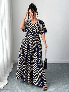 SHEIN CURVE+ Plus Size Multicolor Random Print V Neck Long Casual A Line Wrap Dress With Half Batwing Sleeves - Multicolor - View 7