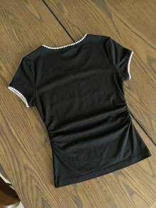 SHEIN EZwear 3件套女士休闲简约方领舒适撞色贝壳花纹刺绣T恤，时尚百搭，适合外出、街头风、搭配和度假穿着 - 彩色 - 查看 8