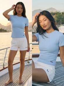 Fluxe Camiseta casual versátil de mujer con cuello redondo y manga corta ajustada - Celeste - Ver 5