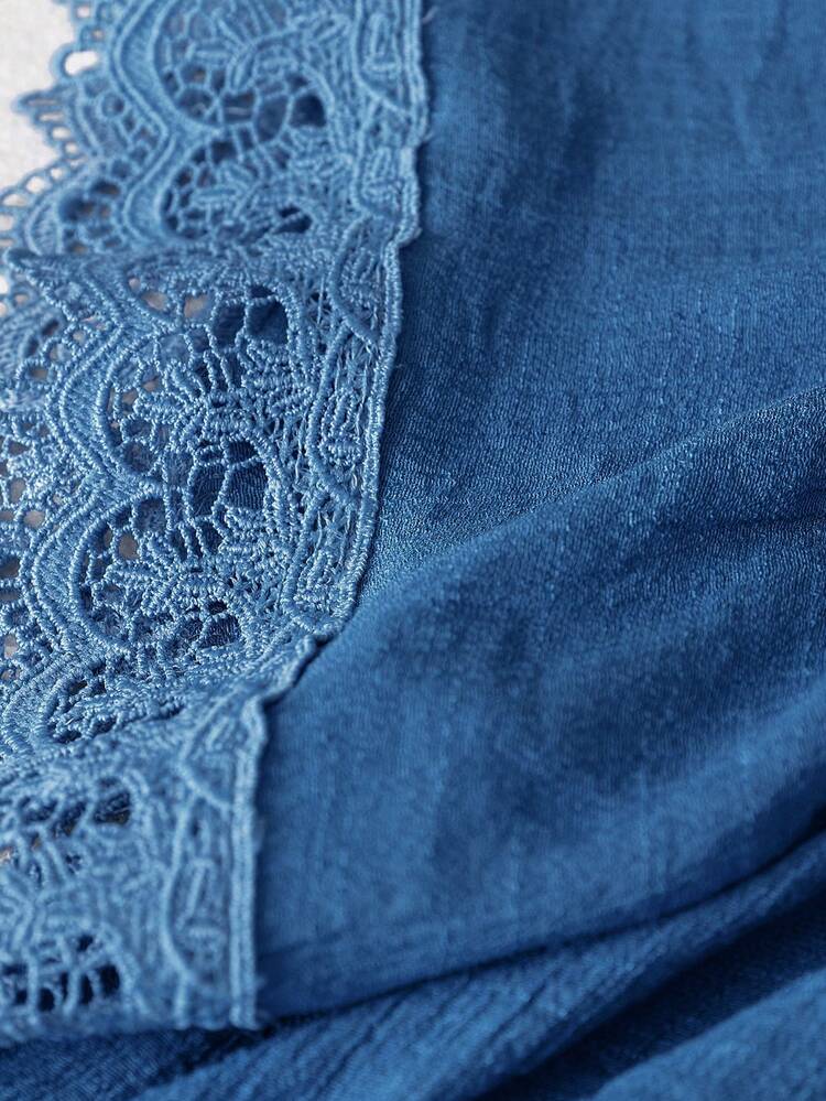 EMERY ROSE Plus Size Casual Solid Color Lace Patchwork Shirt - Blue - View 3