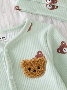 SHEIN Vintaside Kids 新生儿米色小熊图案长袖连体衣带帽子套装 - 薄荷綠 - 查看 7
