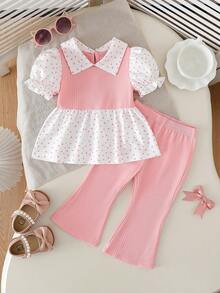 SHEIN Playful Pals 2026春夏新款时尚假日女童两件套，采用优质面料制成，饰有俏皮的波点图案，荷叶边领泡泡袖上衣搭配喇叭裤，适合户外探险，让孩子们在阳光下自由奔跑；也适合休闲运动和优雅派对，让小公主在任何场合都成为众人瞩目的焦点。 - 粉色 - 查看 3