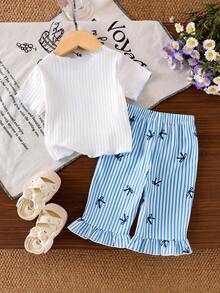 SHEIN Playful Pals 2件套女婴幼儿/新生儿0-3岁春夏可爱休闲条纹蝴蝶结针织短袖T恤和条纹蝴蝶结印花裤套装 - 藍色 - 查看 2