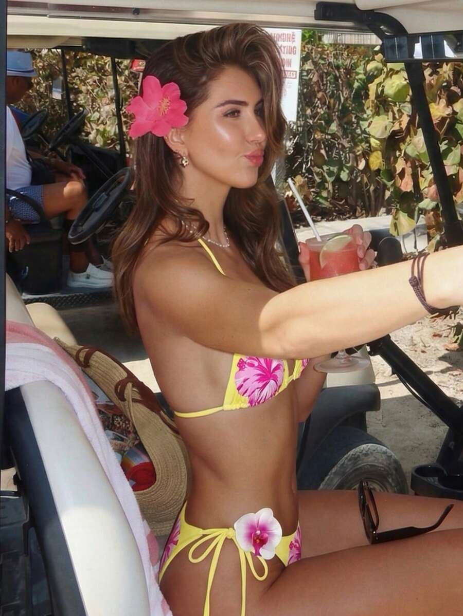 Swim Mod 女士夏季沙滩印花挂脖系带休闲比基尼和三角泳裤套装 - 彩色 - 查看 1