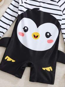 SHEIN Baby Boy Cute Penguin Pattern Raglan Sleeve Rash Guard & Swim Trunks Set,Kids - Multicolor - View 10
