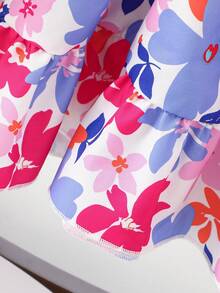 SHEIN Elladie kids 女童春夏新款休闲时尚连衣裙，彩色花卉数码印花图案，圆领无袖荷叶袖设计，后背镂空，紫红色3D蝴蝶结装饰，腰部收紧荷叶边下摆，适合小女孩穿着，可爱、舒适、优雅，适合日常、上学、外出、度假、派对等场合。公主裙、童装、花童裙、女童蝴蝶结裙、花卉蝴蝶结裙、带蝴蝶结的童装、夏季服装。柔软舒适。 - 彩色 - 查看 5
