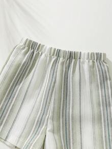 Cozy Pixies 两件套男婴植物花卉图案装饰口袋圆领短袖上衣和松紧腰裤套装 - 彩色 - 查看 3