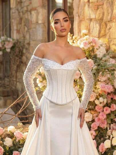 Glamrae Elegant, Glamorous, And Stylish, This White French-Style Sequined Lace Dress Features Luxurious Satin Fabric, Handmade Pearl Embellishments, And Eyelash Lace. It Has An Off-The-Shoulder Design, A Faux Two-Piece Style, And A Super-Flowing Train. Suitable For Weddings, Bridal Gowns, Wedding Parties, And Formal Occasions. A Heavily Embellished Wedding Dress.