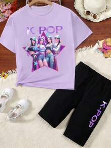 少女短袖印花T恤短裤套装，休闲舒适的春夏装，时尚设计，适合户外活动、野餐、街头摄影、居家、上学、节日庆典、送礼等场合。 - 彩色 - 查看 3