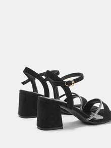 CUCCOO CURVES 女鞋 宽楦 时尚方头粗跟 黑色踝带水钻饰带 简约经典 日常舒适 加厚高跟女凉鞋 大码 - 黑色絨 - 查看 8