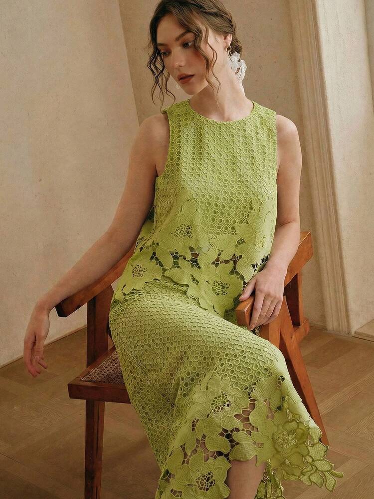 Women's Elegant Embroidered Camisole And Skirt 2 Pieces Set