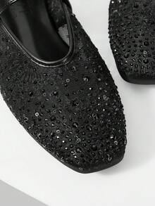 MOTF PREMIUM RHINESTONE DETAIL BALLET FLATS - Black mesh yarn - View 5
