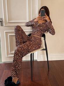 Napfluff Women's Casual Leopard Print V-Neck Fitted Long Sleeve Pajama Set - Multicolor - View 5