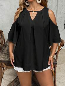 SHEIN VCAY Camisa de hombros descubiertos de unicolor con cuello de ojo de cerradura, de estilo casual y versátil para talla grande, ideal para vacaciones de verano - Multicolor - Ver 3