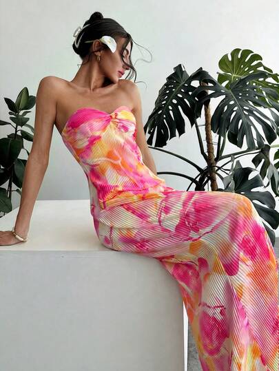 Aloruh Elegant Sexy Vacation Strapless Dress, Chiffon Pleated Floral Print Loose Dress