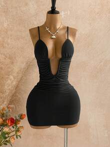 Nuevo vestido mini casual y elegante para mujer con tirantes de espagueti ajustables, escote profundo en V, fruncido y espalda descubierta, ideal para vacaciones, bodas, graduaciones, - Negro - Ver 5