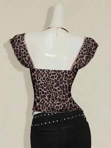 SHEIN ICON Camiseta elegante de manga corta con cuello en forma de corazón, dobladillo con volantes de doble capa y estampado de leopardo retro de punto, adecuada para uso casual en la calle, estilo chic, Y2K primavera - Multicolor - Ver 2