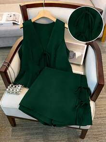 GlowEve CURVE Bộ đồ 2 mảnh dành cho nữ cỡ lớn, màu trơn, kiểu áo vest buộc dây phía trước và quần váy, phong cách thường ngày. - Màu xanh lá cây đậm - Xem 1