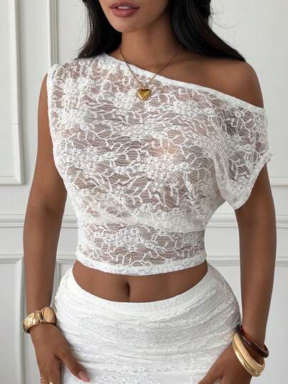 Slaydiva Elegant Sweet White Lace Loose Asymmetrical Shoulder Top For Summer