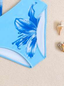 SHEIN 少女三件套比基尼，可爱蓝色百合花针织面料，三角上衣、三角泳裤、三角围巾，时尚休闲优雅设计，适合游泳、夏季度假、海滩、泳池、节日派对等场合。 - 藍色 - 查看 4