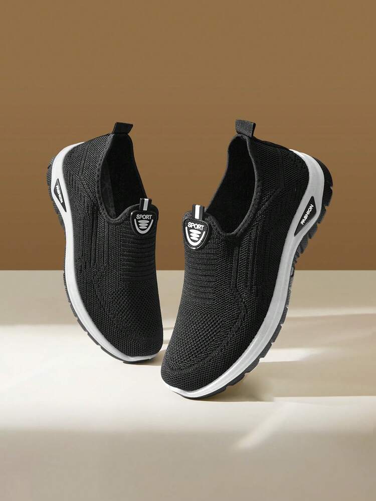 CUCCOO EASI Black Slip-On Shoes, Thick-Soled Non-Slip And Breathable Sneakers, Daily Commuting Versatile Casual Women's Shoes