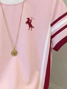 Resyla Y2K复古撞色条纹马匹图案印花短袖T恤，修身撞色条纹马术图案印花T恤，美式复古撞色条纹马匹图案印花短袖T恤，甜美少女风撞色条纹圆领休闲上衣 - 粉色 - 查看 4