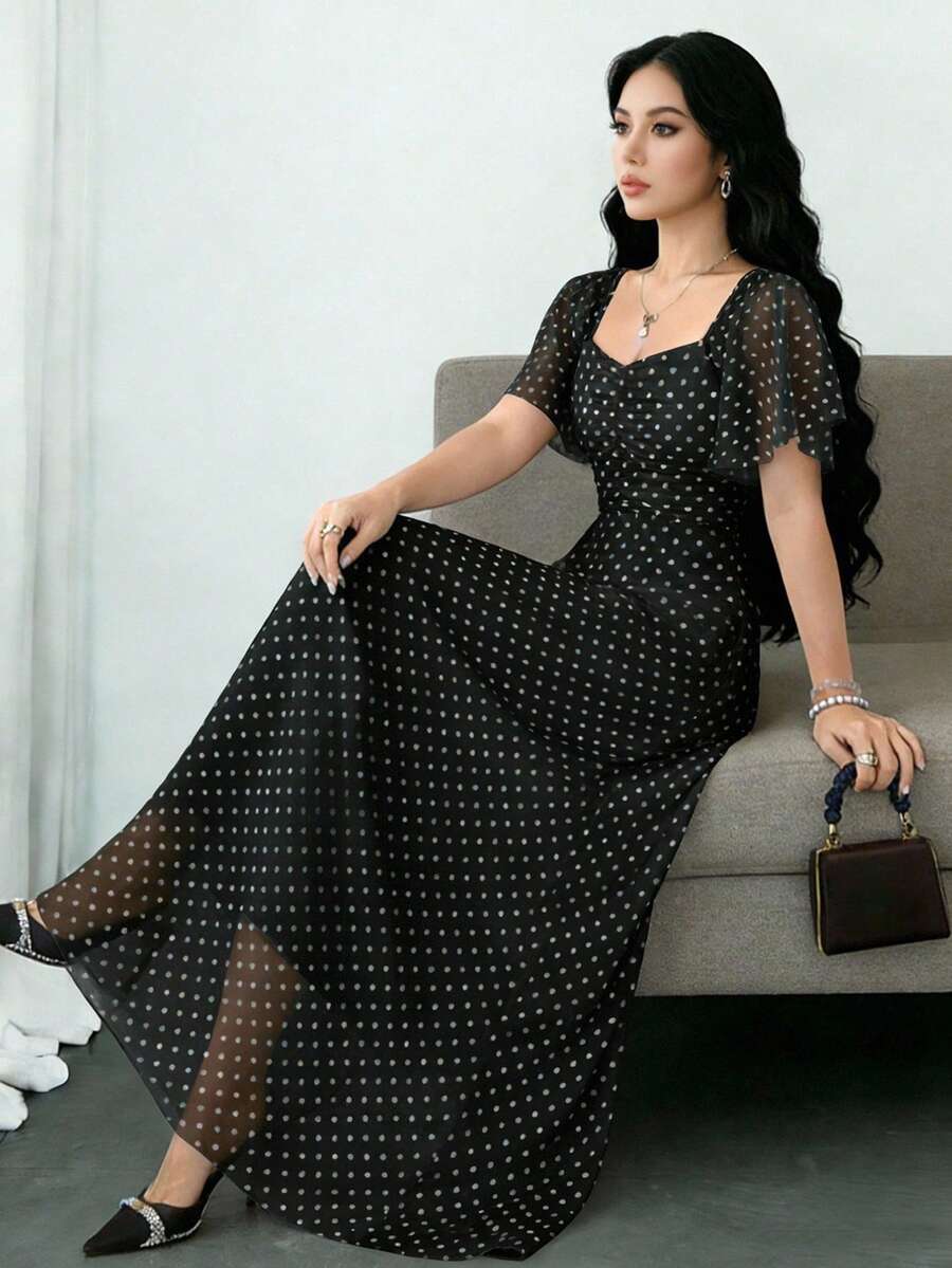 Modelyn Đầm dài dáng suông cổ vuông tay phồng in chấm bi đen, thắt eo thanh lịch, thích hợp cho kỳ nghỉ hè và mặc hàng ngày. - Nhiều màu - Xem 1