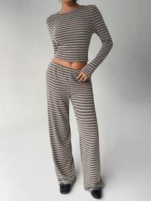 Aloruh 女士休闲家居睡衣套装，包括条纹圆领长袖 T 恤和宽松直筒条纹裤，适合日常穿着、运动、秋冬季 - 咖啡棕 - 查看 6