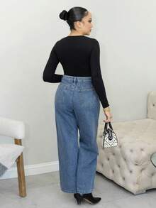 Melissa Matos 女士新款优雅水钻装饰蓝色直筒牛仔裤，适合情人节和妇女节穿着。 - 藍色 - 查看 2