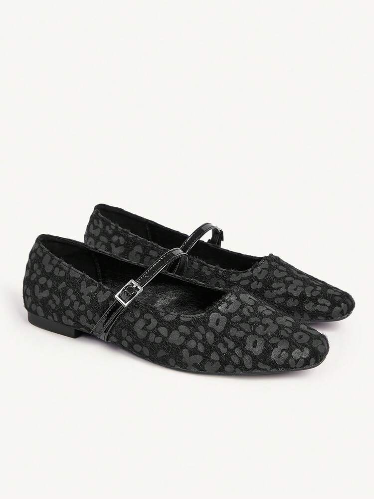 CUCCOO CHICEST Women's Casual Soft-Sole Leopard Print Strap Flat Shoes, Suitable For Summer And Autumn Wedding Shoes Summer Shoes Bride Shoes