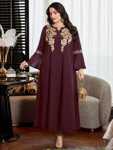 Al Najma 大码女士优雅阿拉伯风格花卉拼接长款宽松连衣裙，适合春秋季穿着 - 酒紅色 - 查看 7