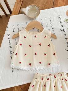 Emery Rose Kids 少女编织刺绣纯色圆领不对称蕾丝下摆休闲上衣和迷你裙两件套，可爱、优雅、甜美、复古又时尚。适合妈妈、女儿、姐妹搭配，度假、节日、上学、日常穿着、居家聚会和特殊场合，春夏皆宜。 - 白色 - 查看 5