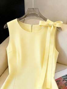GlowEve Đầm không tay kiểu Pháp thanh lịch với họa tiết cánh hoa, đầm trắng thắt nơ 3D dành cho nữ mùa xuân/hè, thích hợp cho đi chơi hàng ngày, hẹn hò, dự tiệc, lễ tốt nghiệp, kỳ nghỉ. - Vàng nhạt - Xem 5