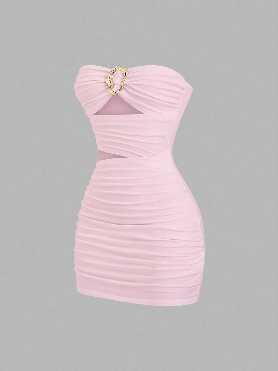 Sweetra Vestido corto ceñido y sin tirantes para mujer con hebilla metálica - Rosa - Ver 1