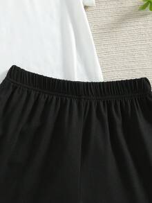 2件套女童休闲爱心印花撞色短袖T恤和短裤套装，舒适的夏秋日常穿搭 - 白色 - 查看 3