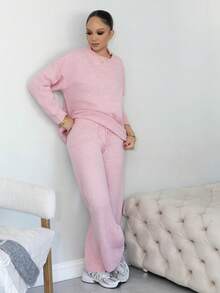 Melissa Matos Conjunto de Malha Casual com Top de Manga Longa com Gola Assimétrica Rosa e Calça Longa com Cordão na Cintura - Rosa chiclete - Visão 6