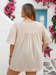 SHEIN CURVE+ Curve 尺码 US22 音乐节、海滨度假、波西米亚蕾丝拼接休闲短袖衬衫，适合波西米亚音乐节 - 杏色 - 查看 2