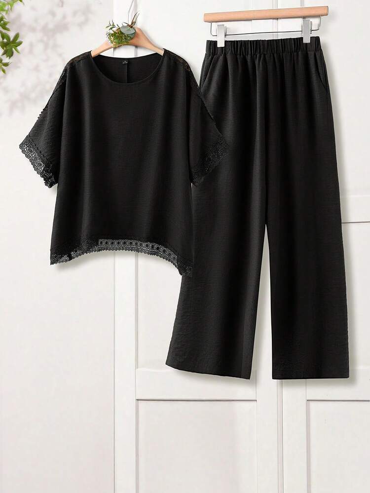 Plus Size Women Solid Color Contrast Lace Round Neck Blouse And Pants Casual 2 Piece Set